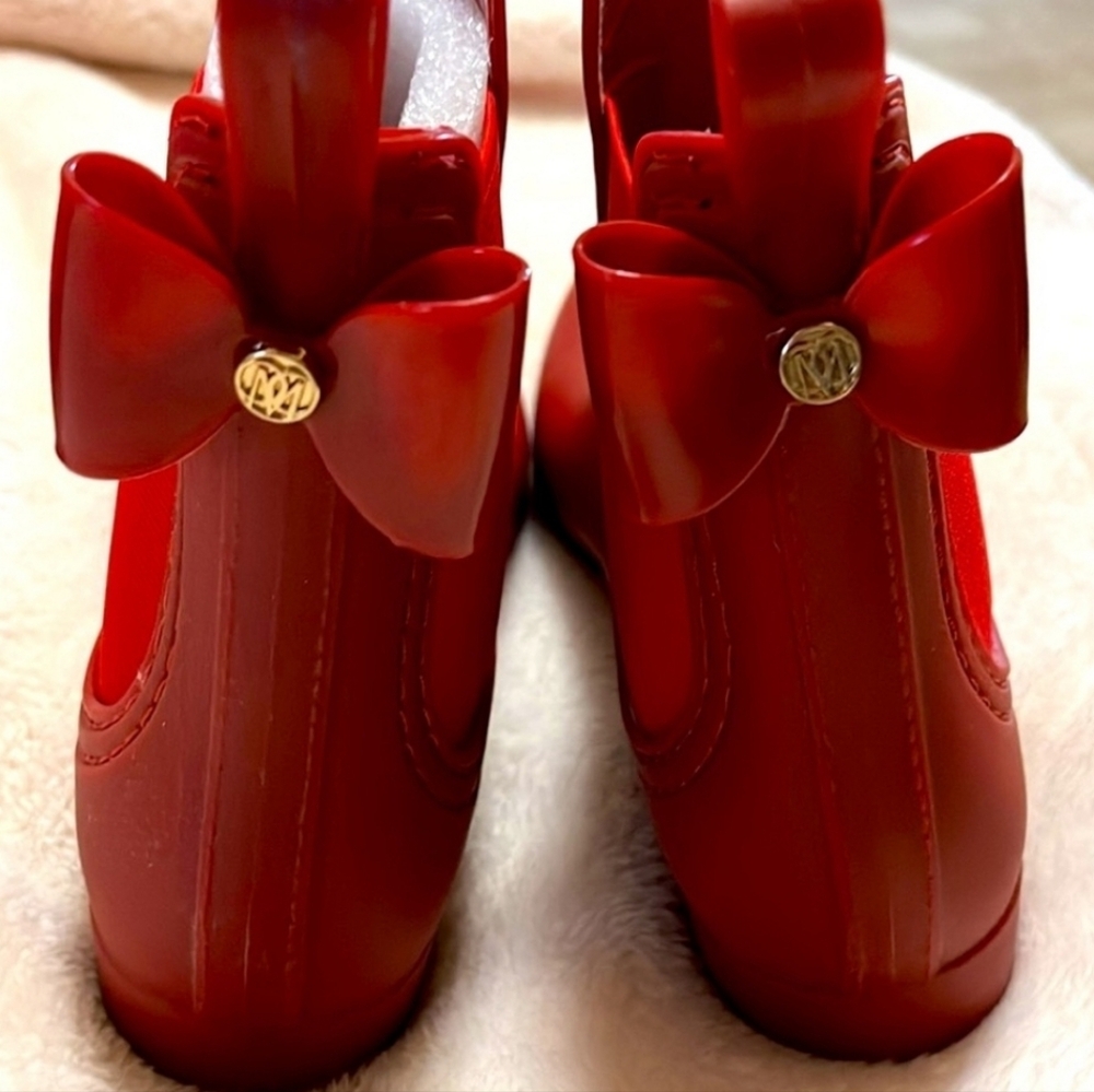 Catherine Malandrino Briellie Bow Chelsea Rain Boots Red Booties Size 39 Eur - Picture 2 of 13